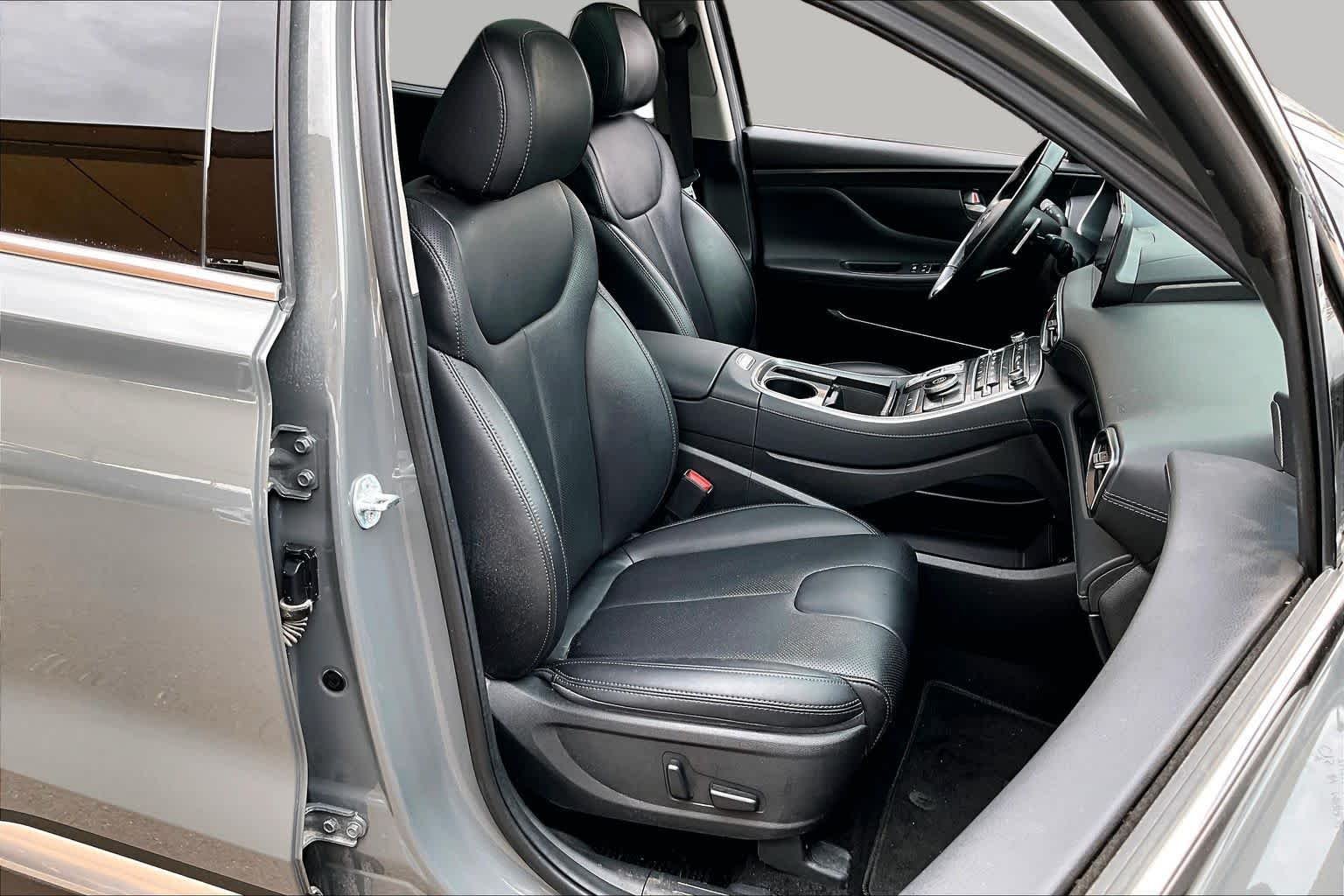 Used 2023 Hampton Gray Hyundai SEL image 9