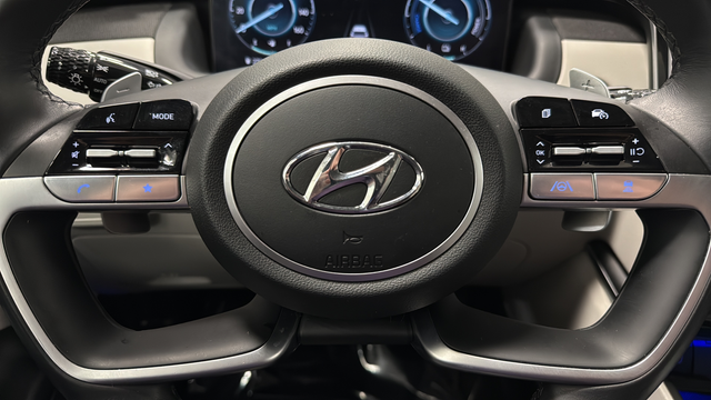 Used 2024 White Pearl Hyundai Limited image 16