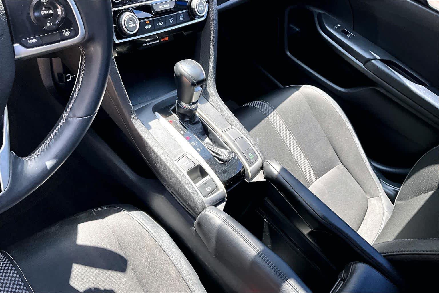 Used 2019 Aegean Blue Metallic Honda Sport image 17