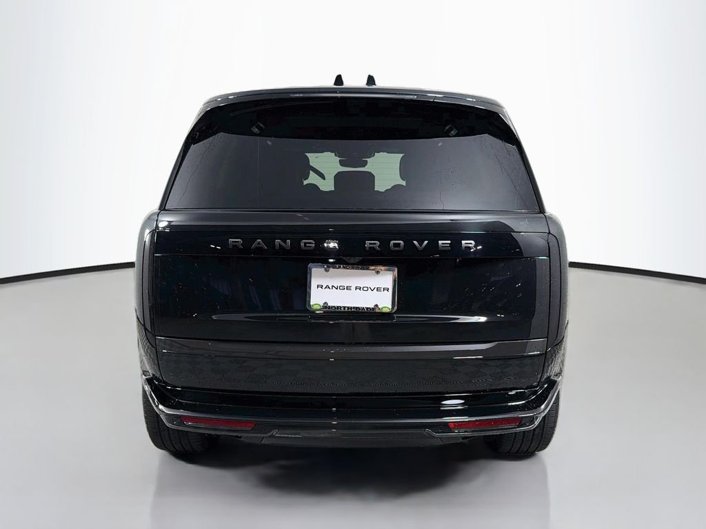New 2027 Santorini Black Land Rover SE image 6