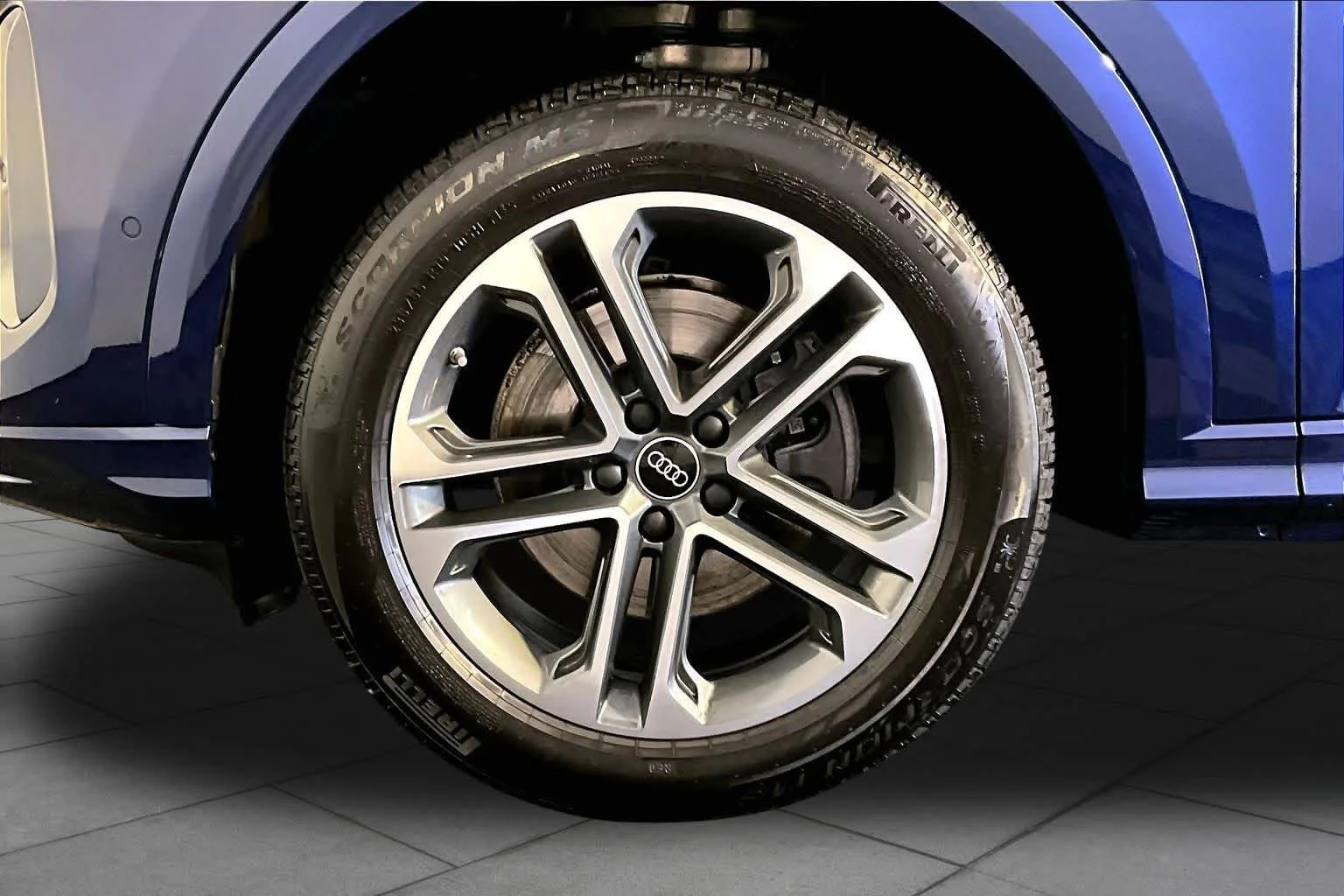 Certified Used 2025 Navarra Blue Metallic Audi Premium Plus image 11