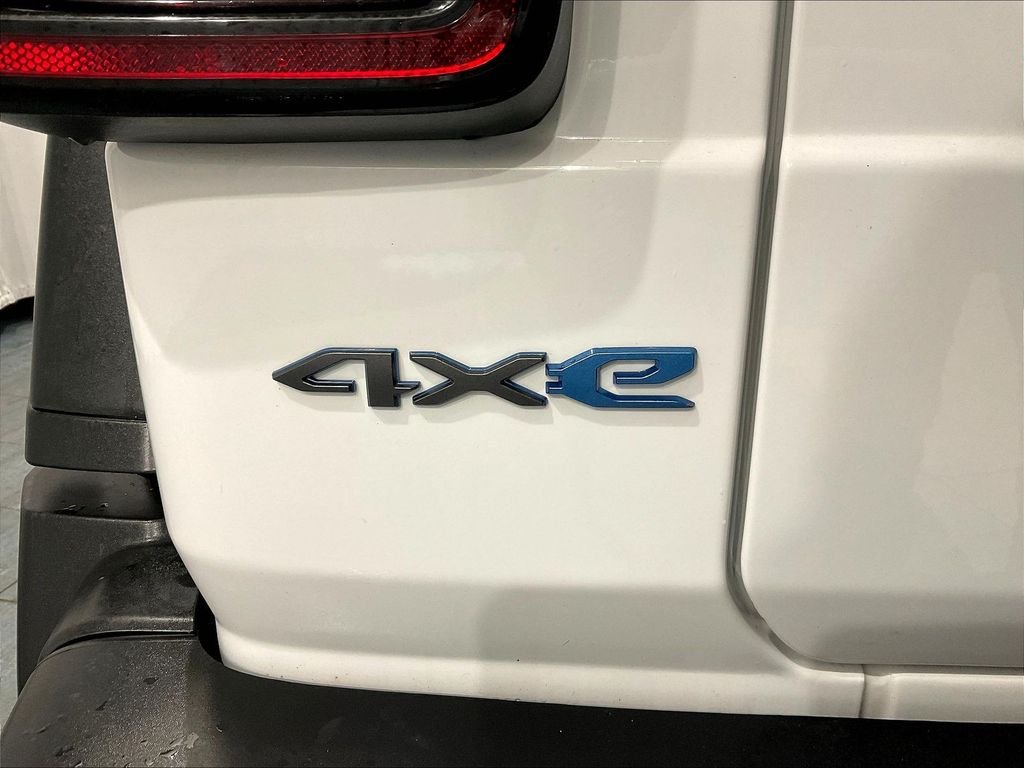 Used 2024 White Jeep Willys 4xe image 28