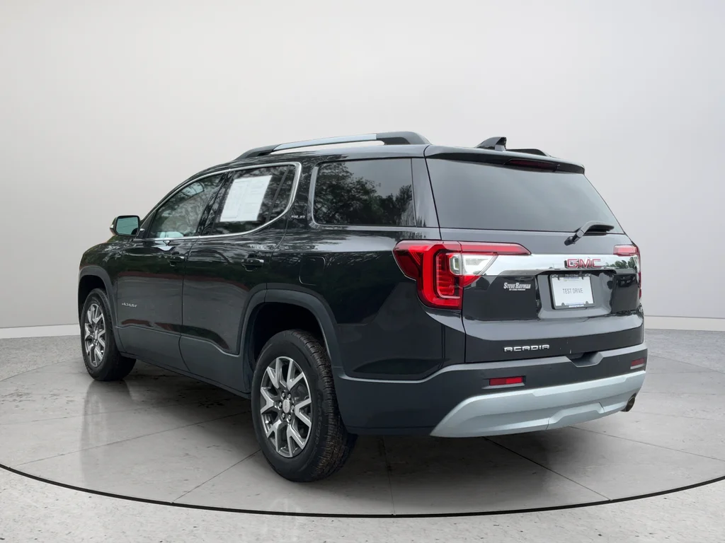 Used 2020 Black GMC SLE image 9