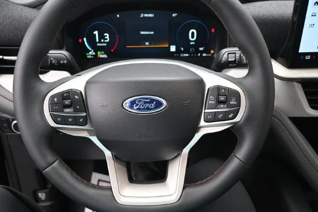 New 2027 Agate Black Metallic Ford Active image 10