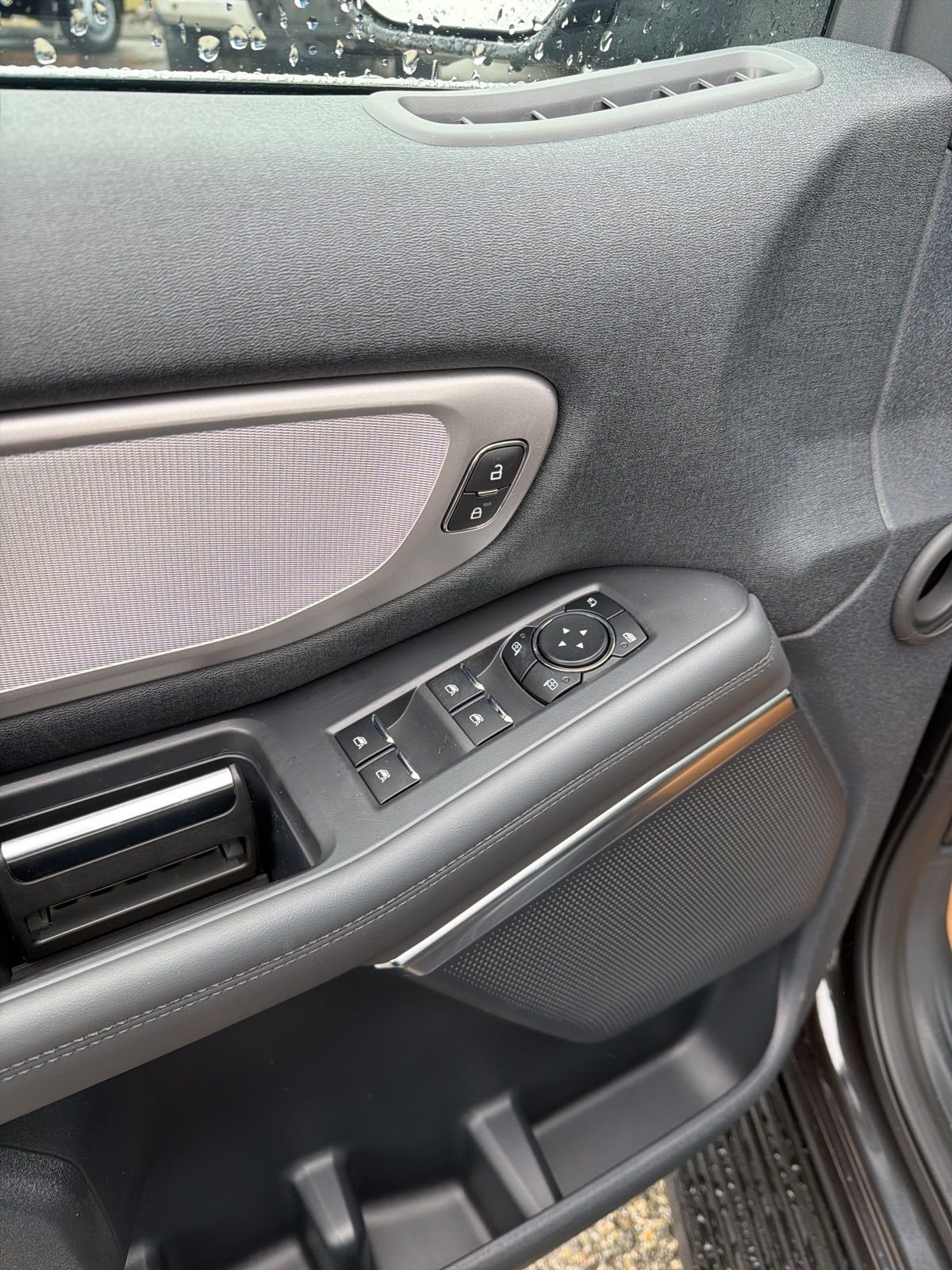 New 2026 Dark Matter Gray Metallic Ford MAX Active image 19