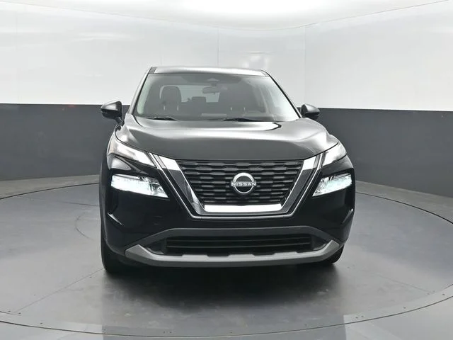 Used 2022 Black Nissan SV image 39