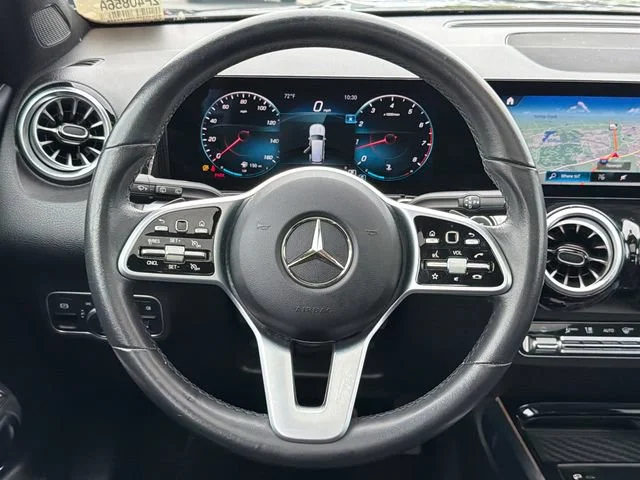 Used 2022 Black Mercedes-Benz GLB 250 image 24