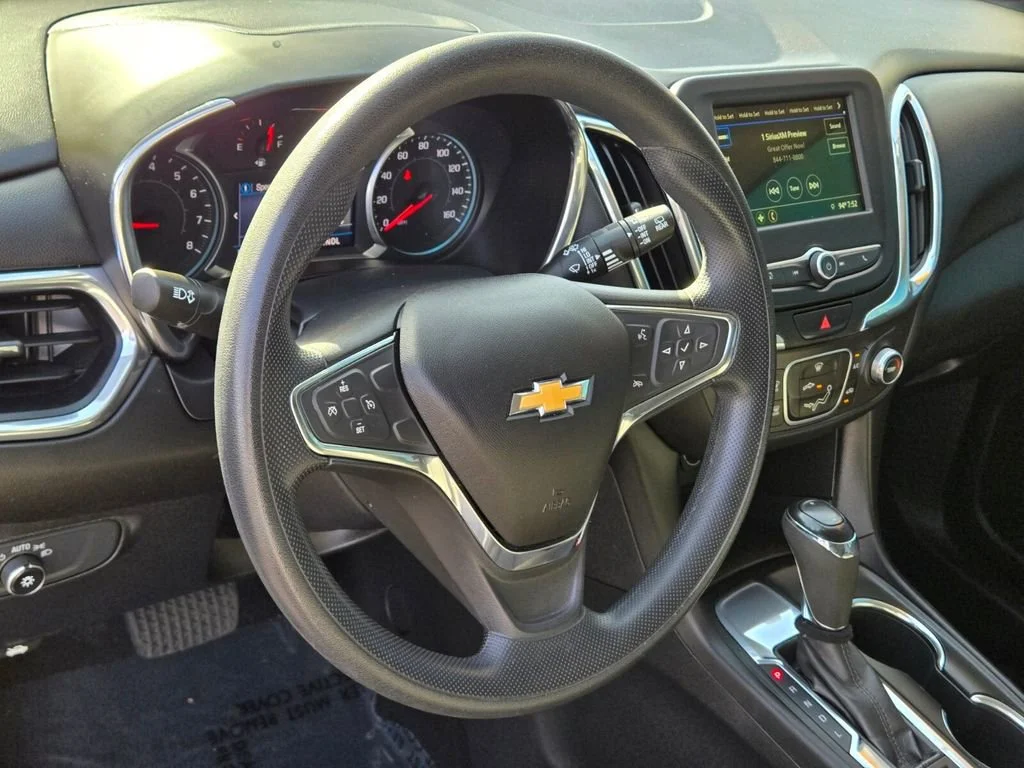 Used 2019 SILVER ICE METALLIC Chevrolet LT image 18