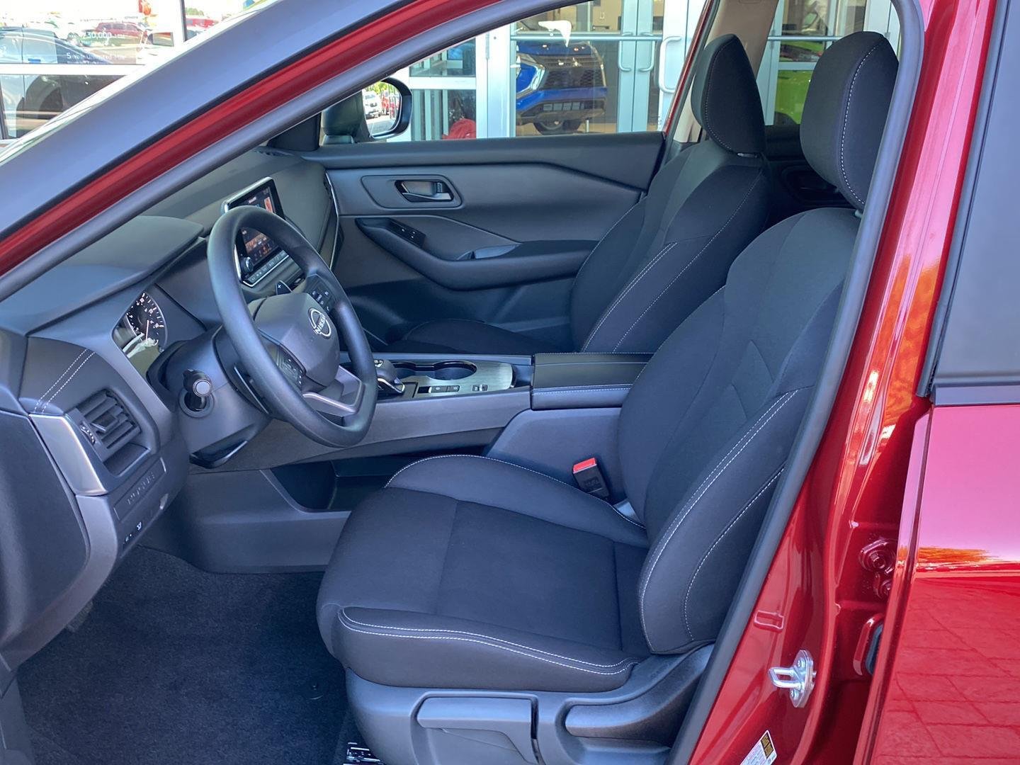 Used 2025 Scarlet Ember Tintcoat Nissan S image 13