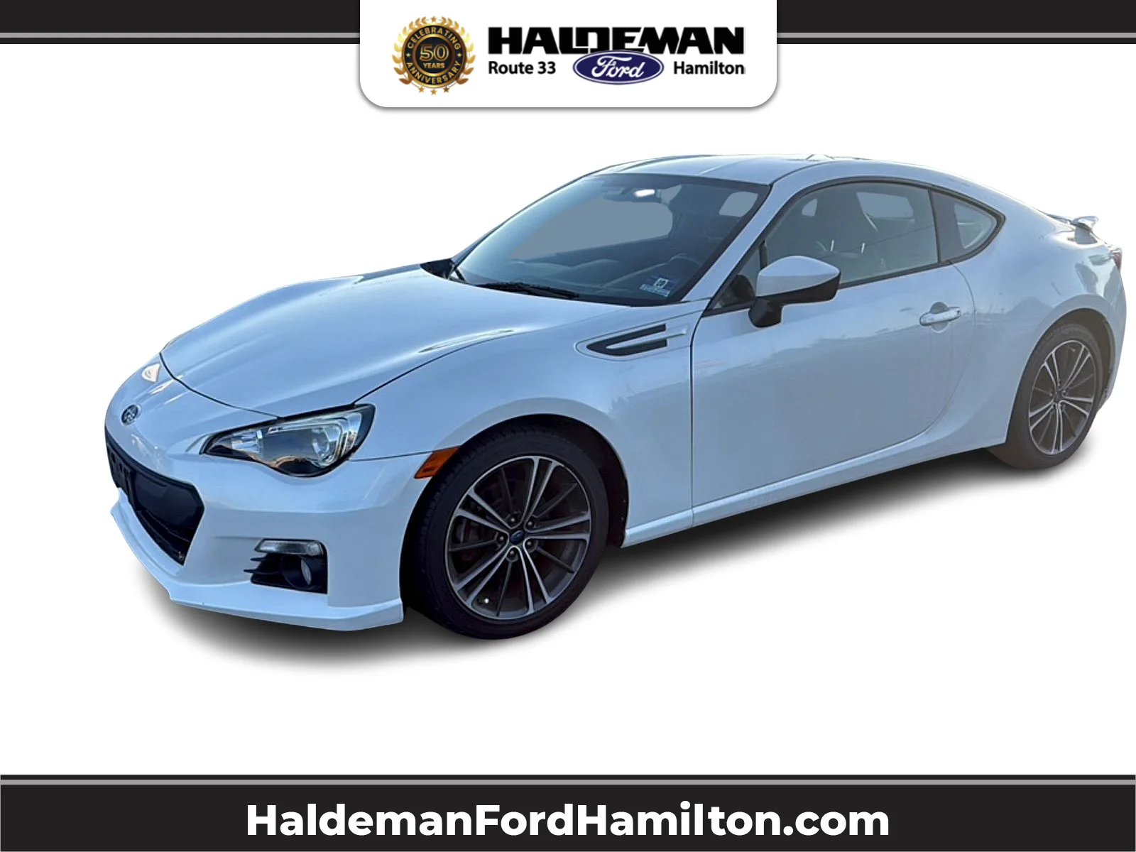 Used 2013 Off-white Subaru Limited image 1