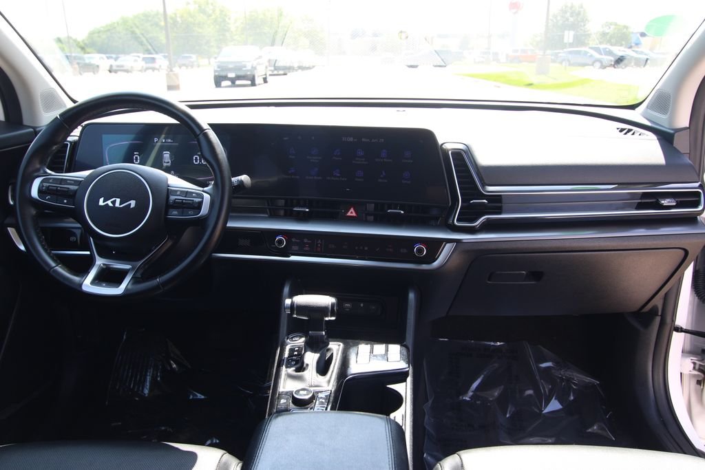 Used 2024 White Kia EX image 41