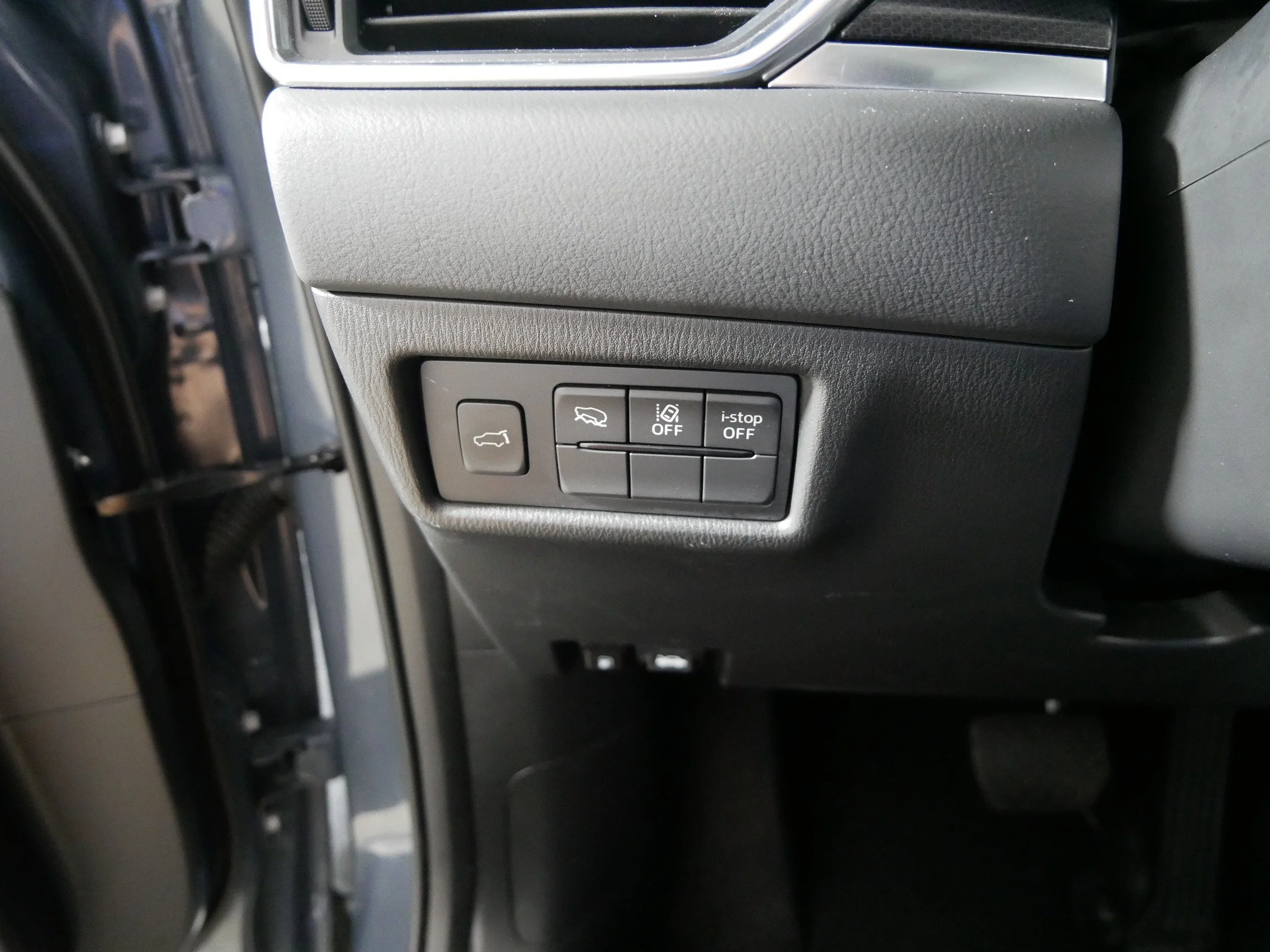 Used 2025 Polymetal Gray Metallic Mazda 2.5 S Carbon Edition image 26