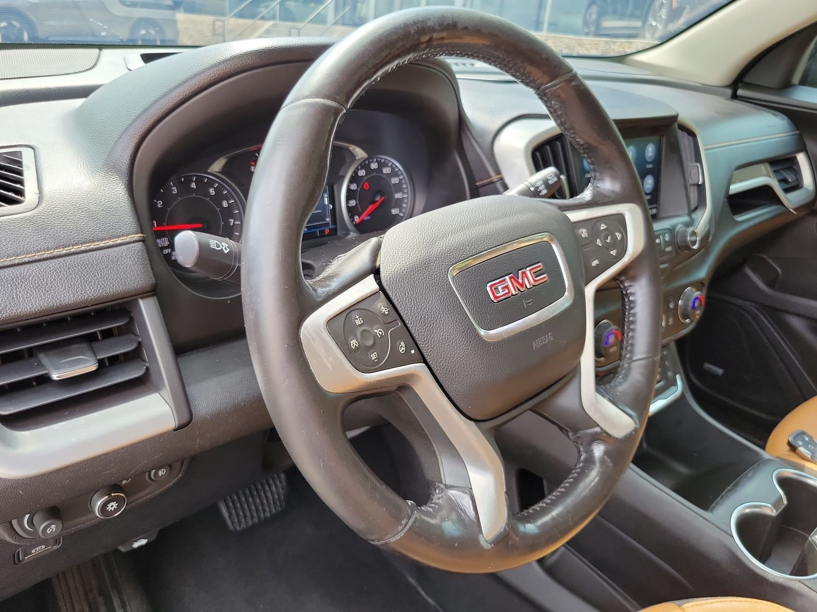 Used 2018 Black GMC SLT image 11