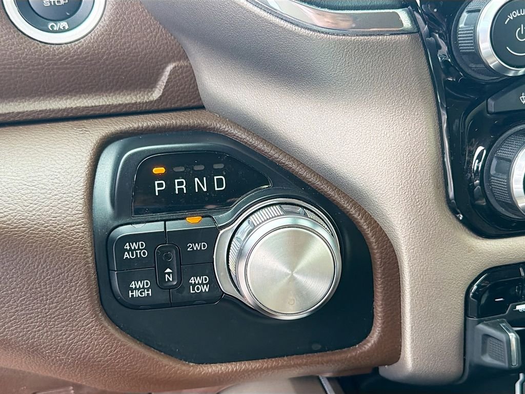 Used 2021 Blue Ram Laramie image 17