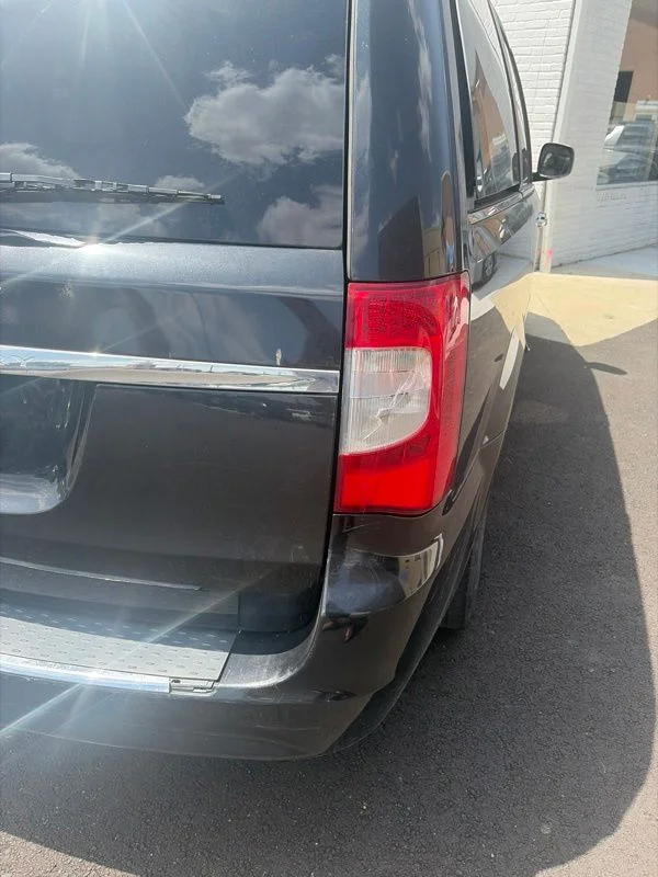 Used 2014 Black Chrysler Touring image 16