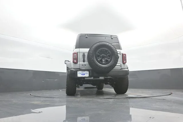 New 2026 Avalanche Gray Ford Outer Banks® image 33