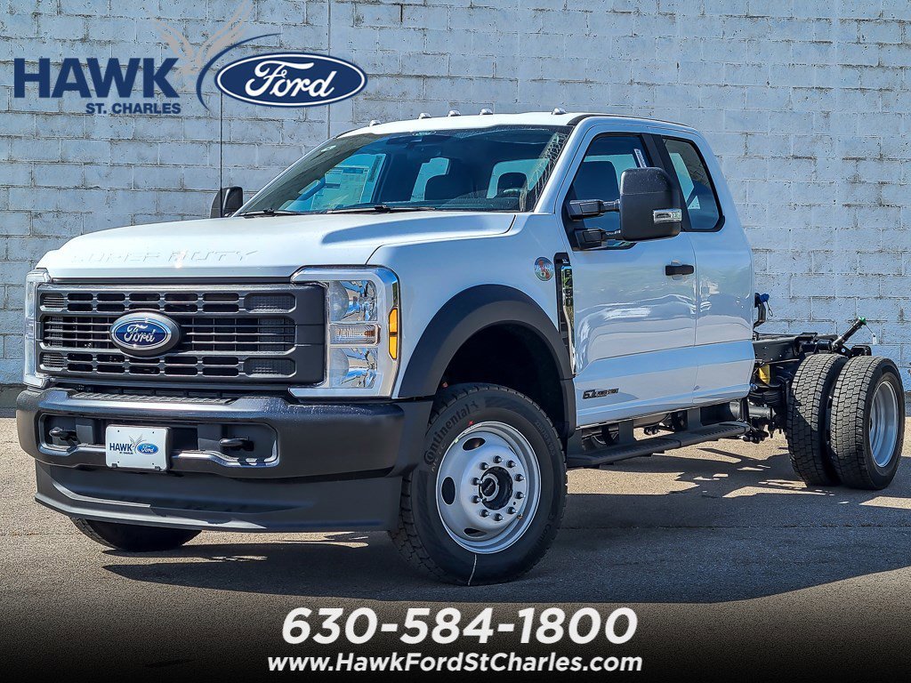New 2026 Oxford White Ford F-450® XL image 1