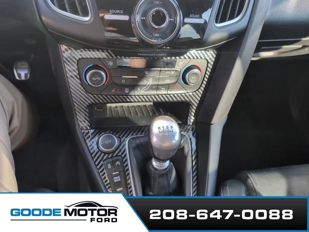 Used 2017 Blue Ford RS image 10
