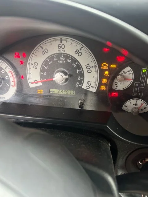 Used 2007 Red Toyota Base image 5