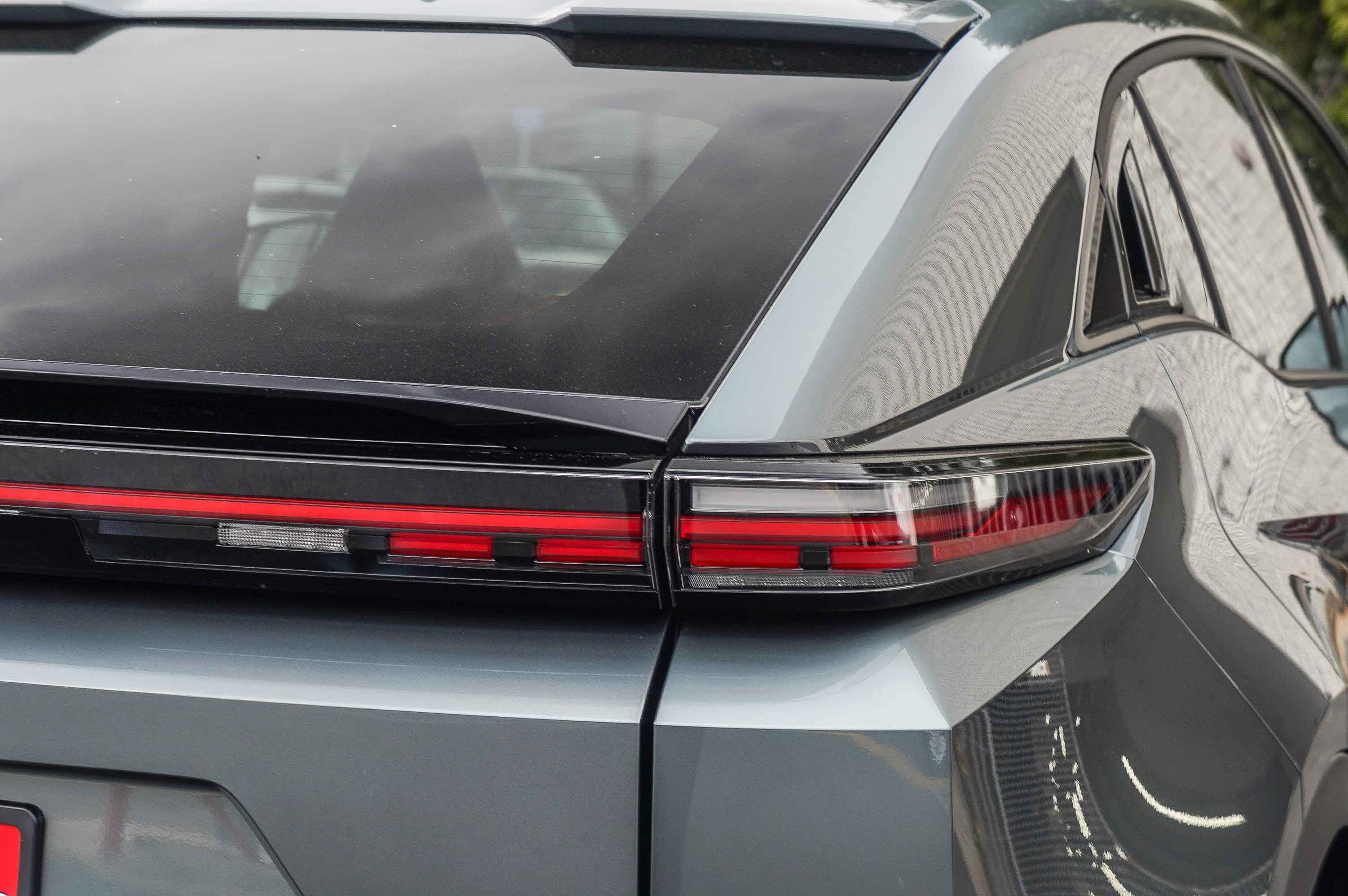 2026 Toyota C-HR XSE - Photo 7