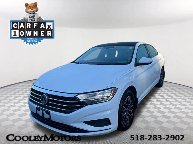 Used 2019 White Volkswagen 1.4T SE image 1