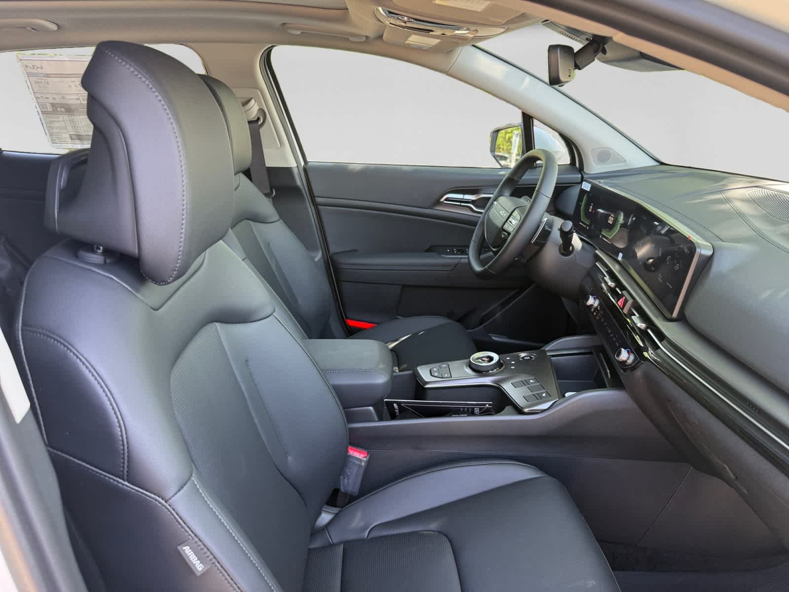 New 2026 Snow White Pearl Kia EX image 20