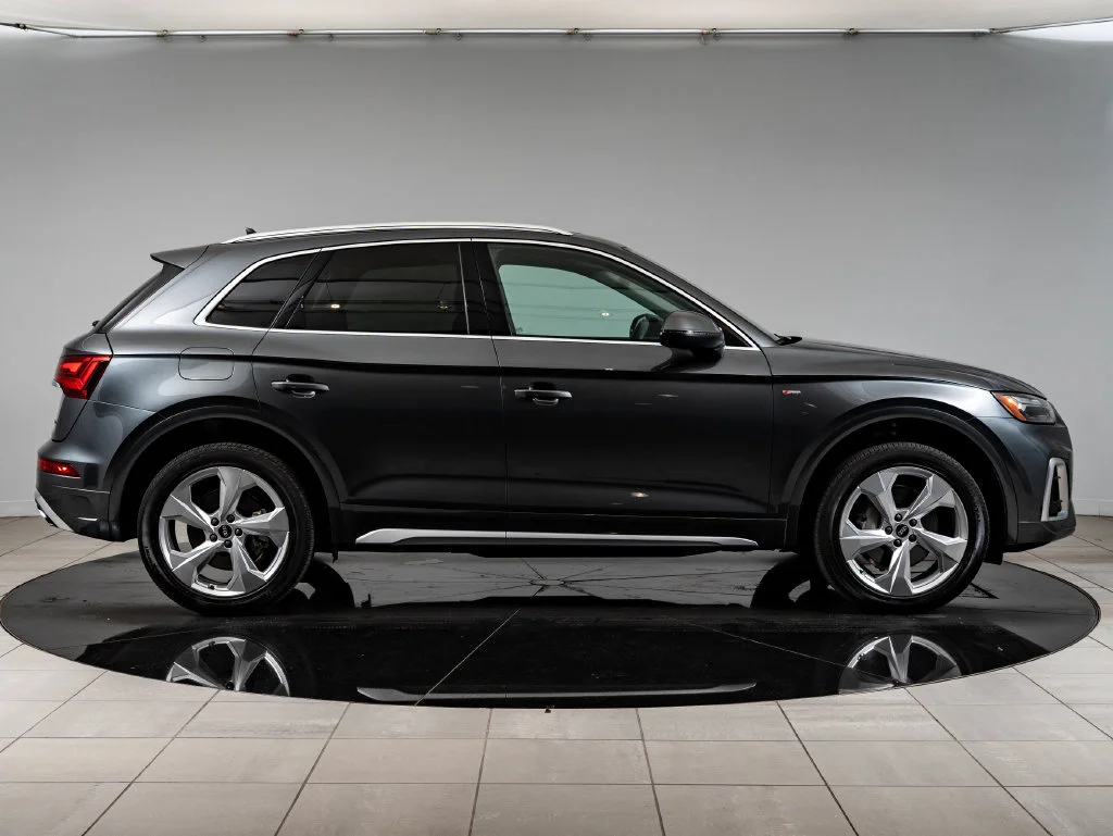 Used 2023 Daytona Gray Pearl Audi 45 S line Premium image 11