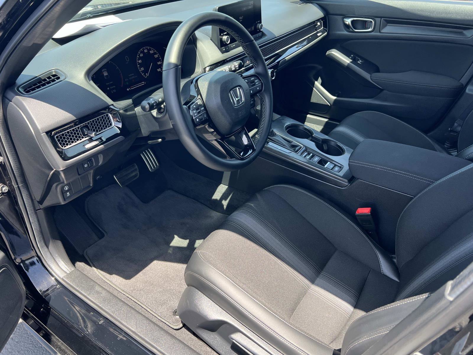 2024 Honda Civic Hatchback Sport - Photo 33