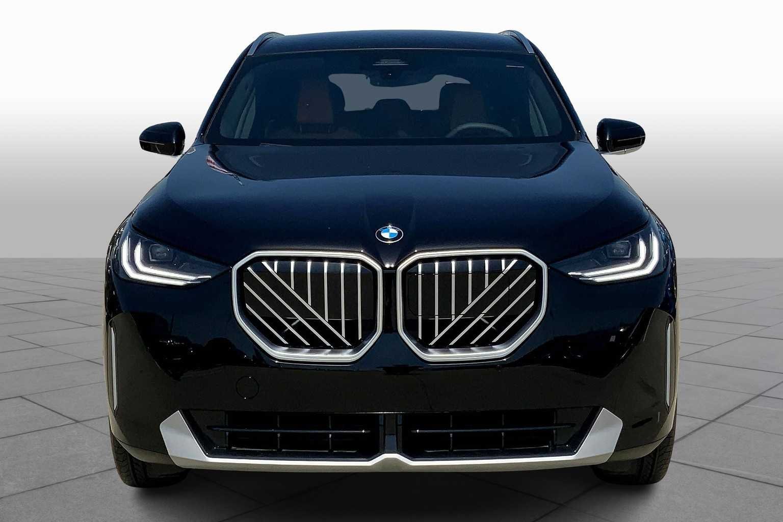 Used 2026 Black Sapphire Metallic BMW 30 xDrive image 3