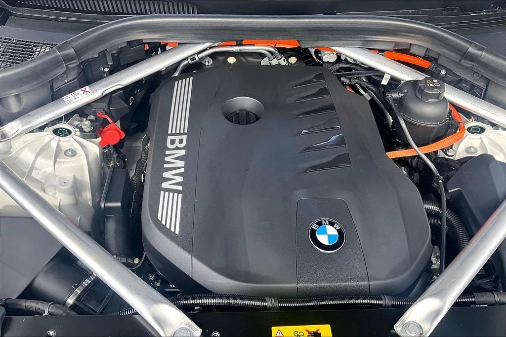 New 2026 BMW X5 xDrive50e 4D Sport Utility