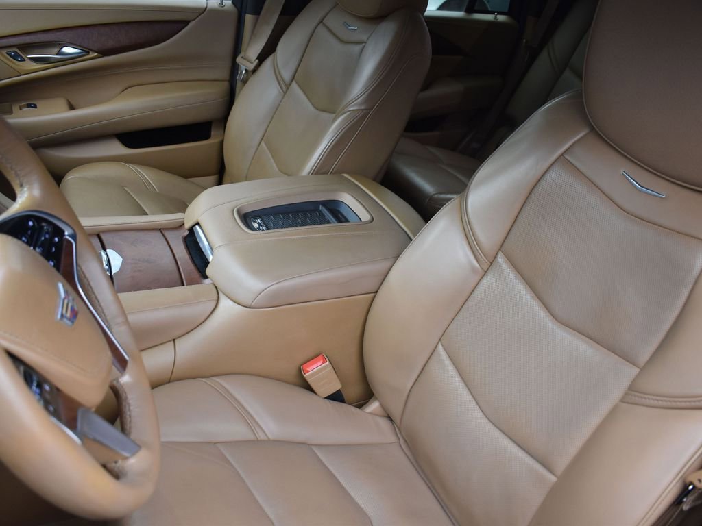 2017 CADILLAC ESCALADE - Image 12