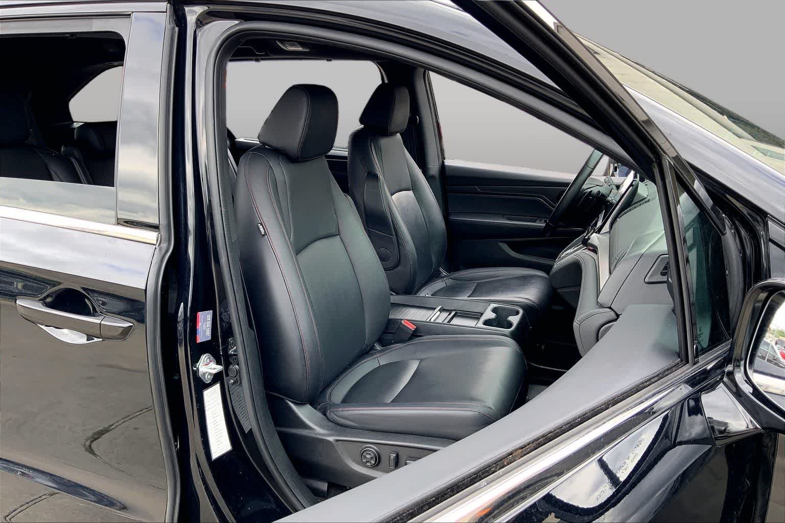 Used 2023 Crystal Black Pearl Honda Sport image 9