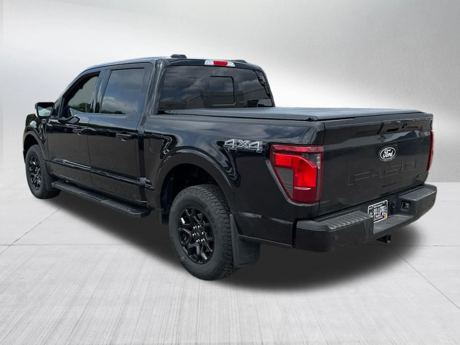 Used 2024 Agate Black Ford XLT image 8