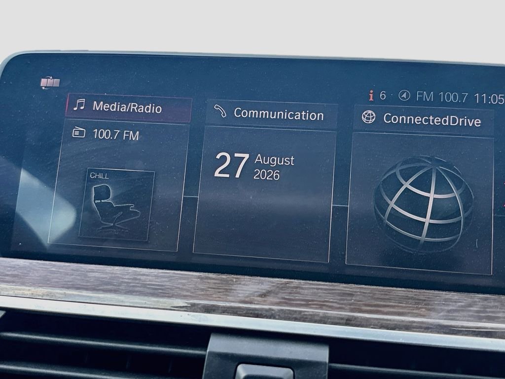Used 2019 Green BMW sDrive30i image 31