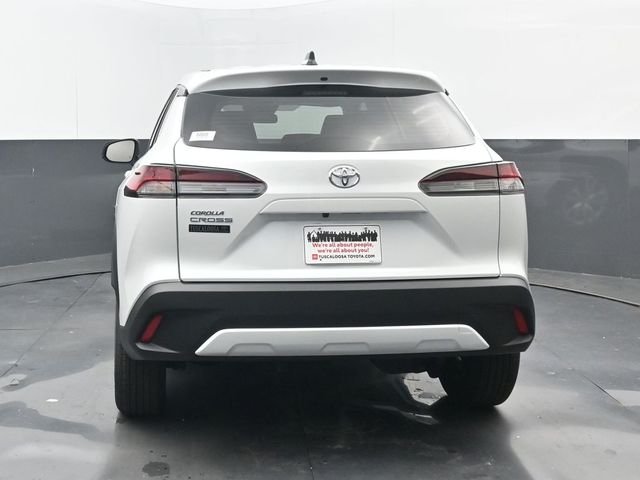 New 2026 Wind Chill Pearl Toyota L image 17