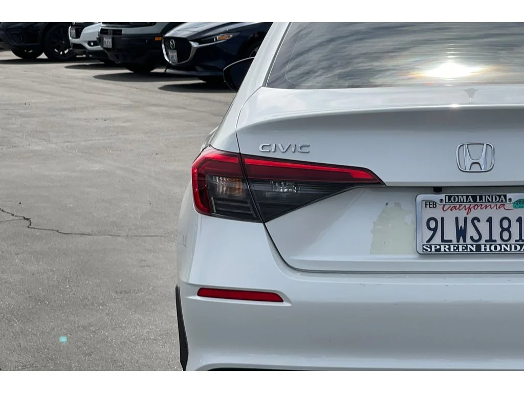 Used 2022 Platinum White Pearl Honda Sport image 11