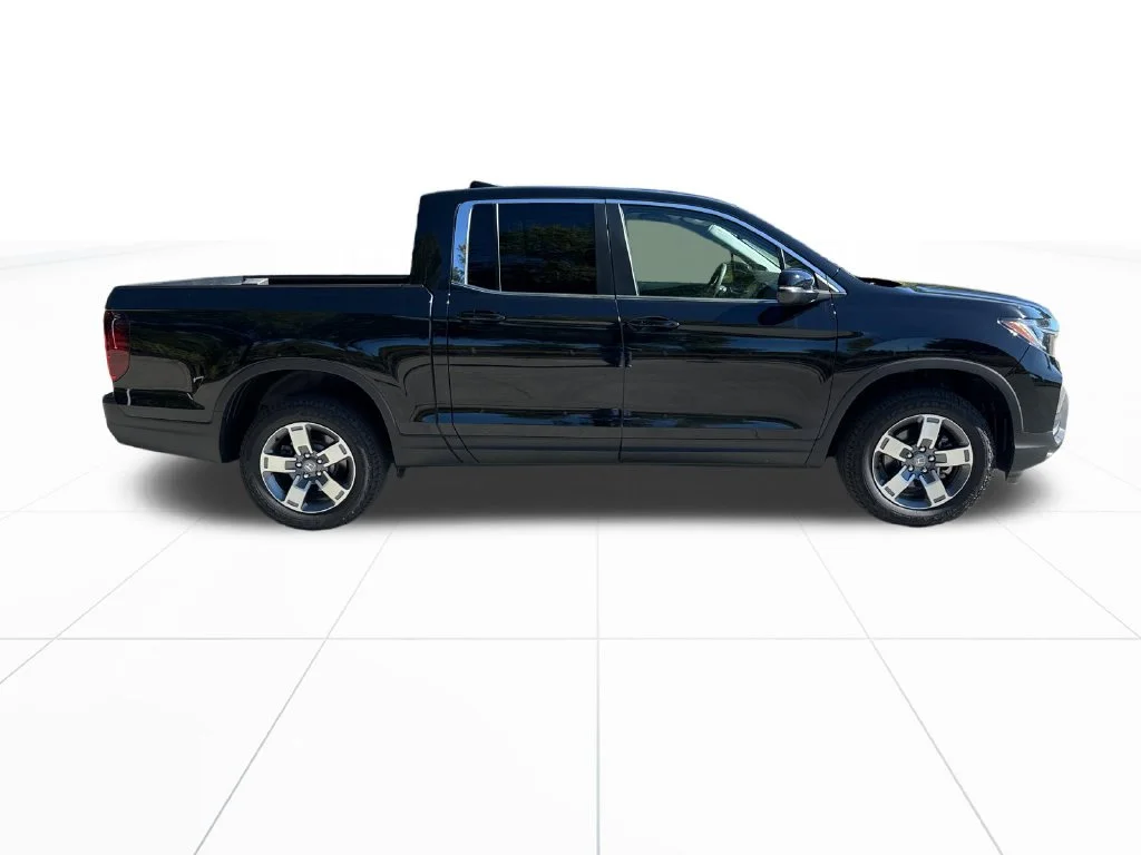 Certified Used 2026 Crystal Black Pearl Honda RTL image 10