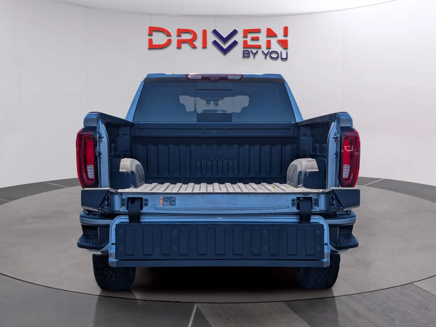 New 2026 Sterling Metallic GMC AT4 image 5