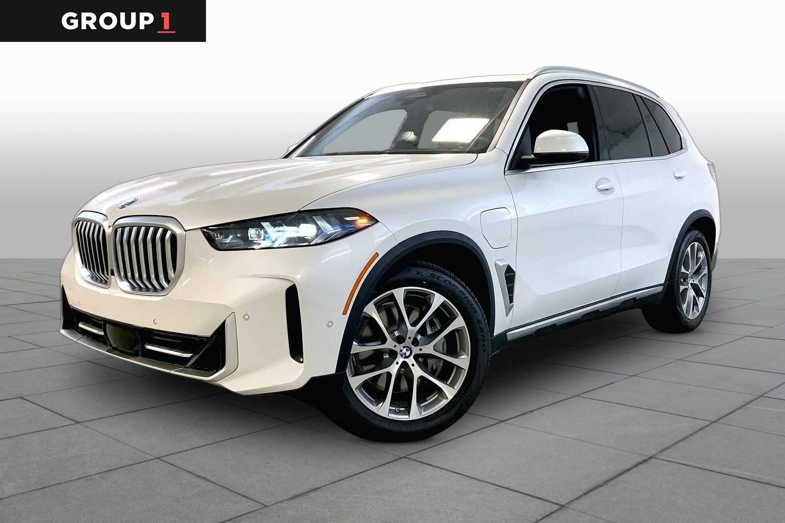 2026 BMW X5 xDrive50e's photo
