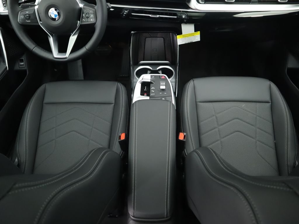 2025 BMW X1 28i - Photo 18