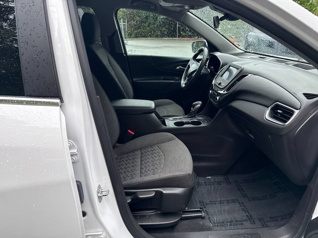 Used 2024 Summit White Chevrolet LT image 9