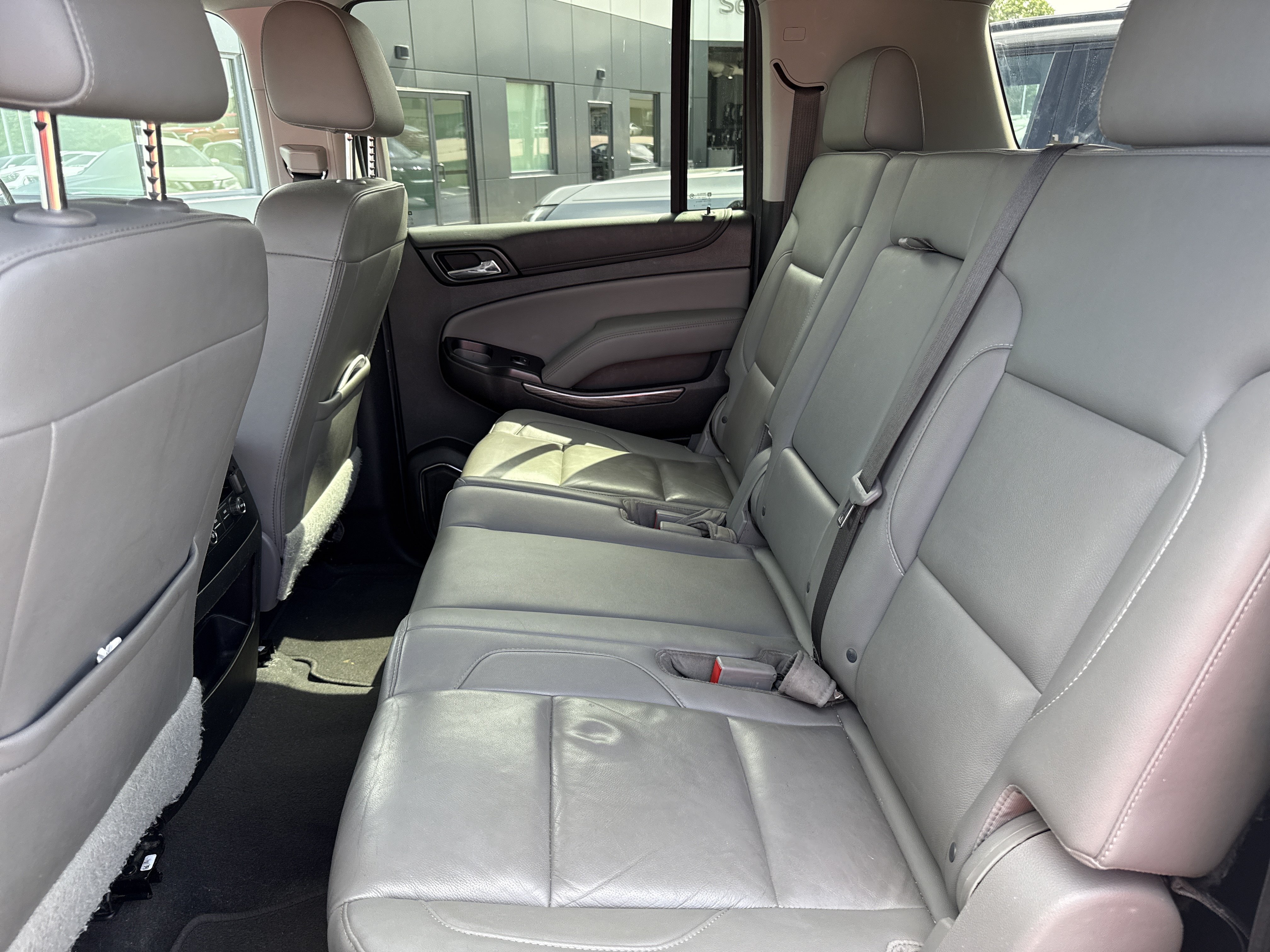 Used 2019 Summit White Chevrolet LT 4WD image 6