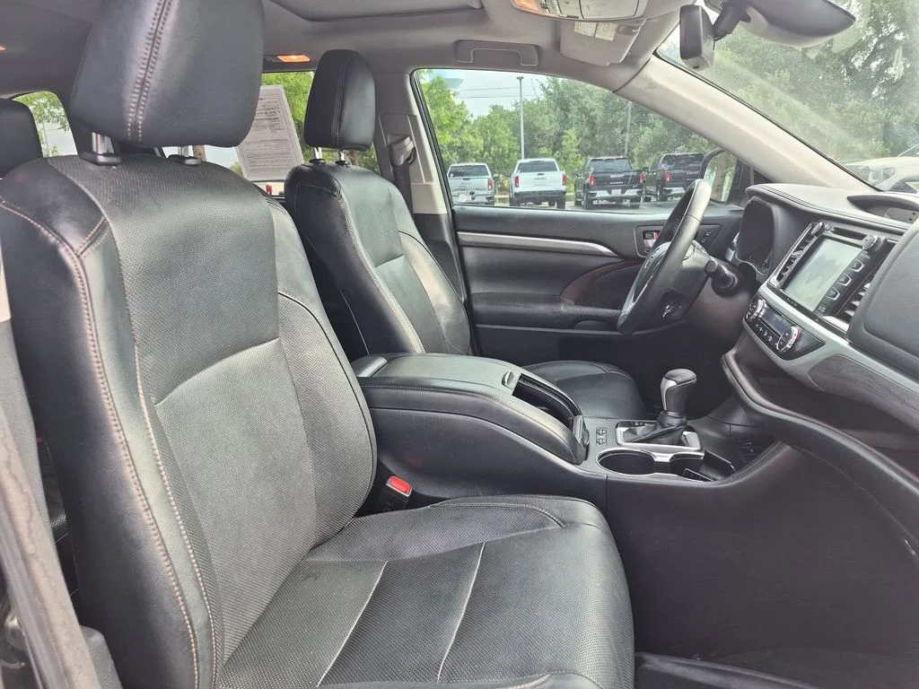 Used 2018 Black Toyota Limited image 34