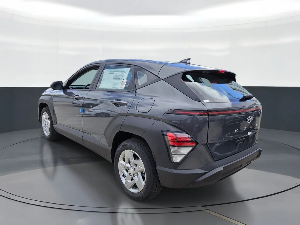 New 2027  Hyundai SE image 4