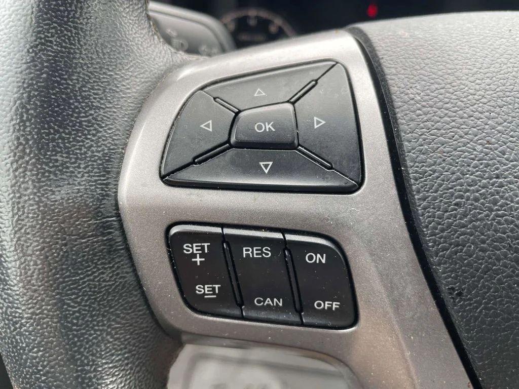 Certified Used 2019 Magnetic Metallic Ford XLT image 26