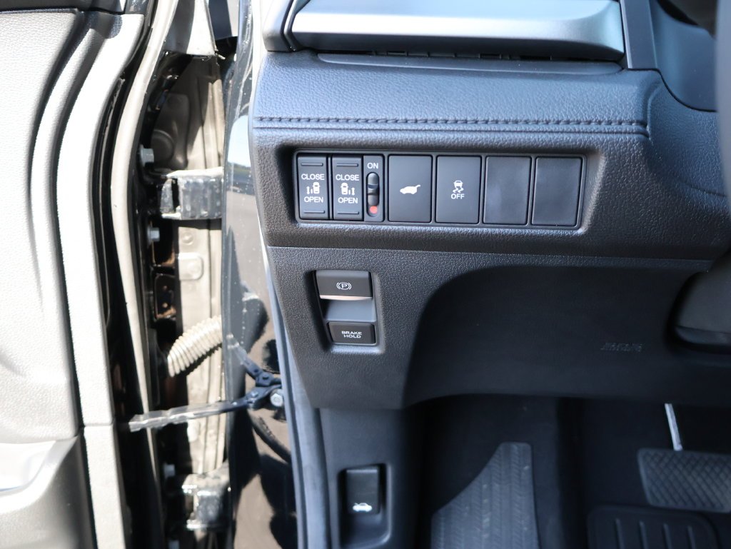 Used 2025  Honda EX-L image 30