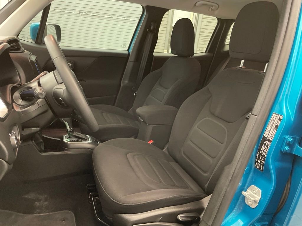 Certified Used 2021 Bikini Metallic Clearcoat Jeep Latitude image 20