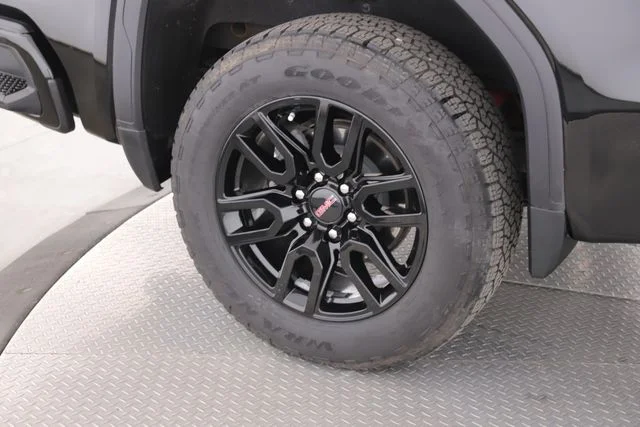 Used 2025 Black GMC Elevation image 13