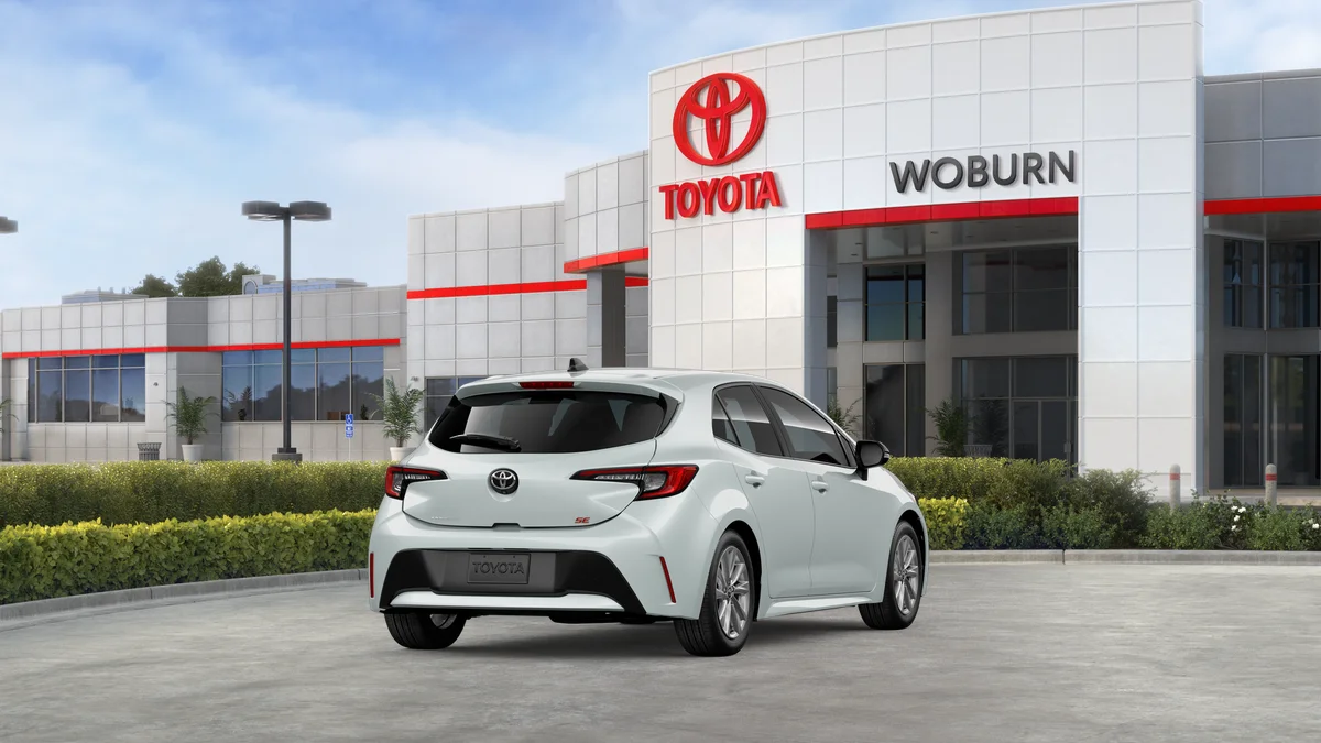 New 2026 Wind Chill Pearl Toyota SE image 10