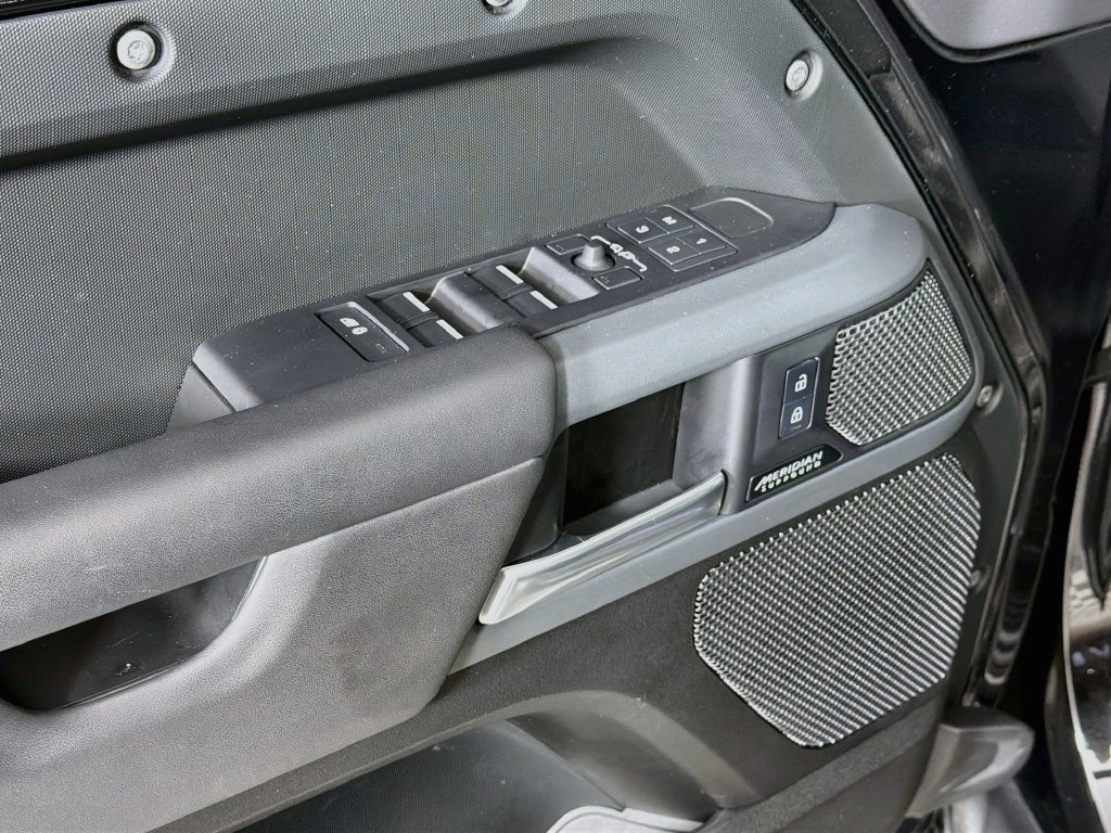 Certified Used 2023 Black Land Rover X-Dynamic SE image 18
